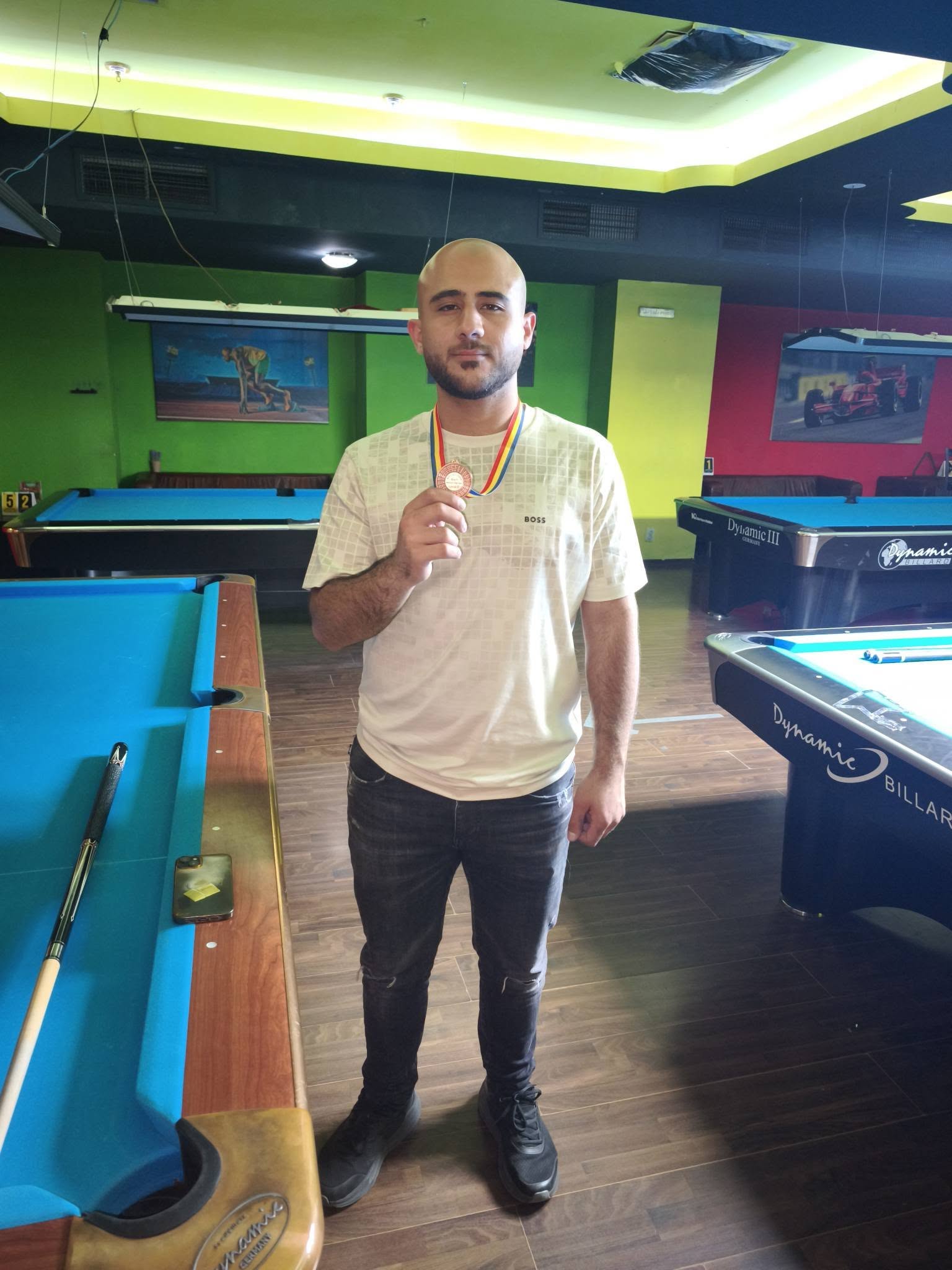 Vali G, jucător Mercury Pool Tour